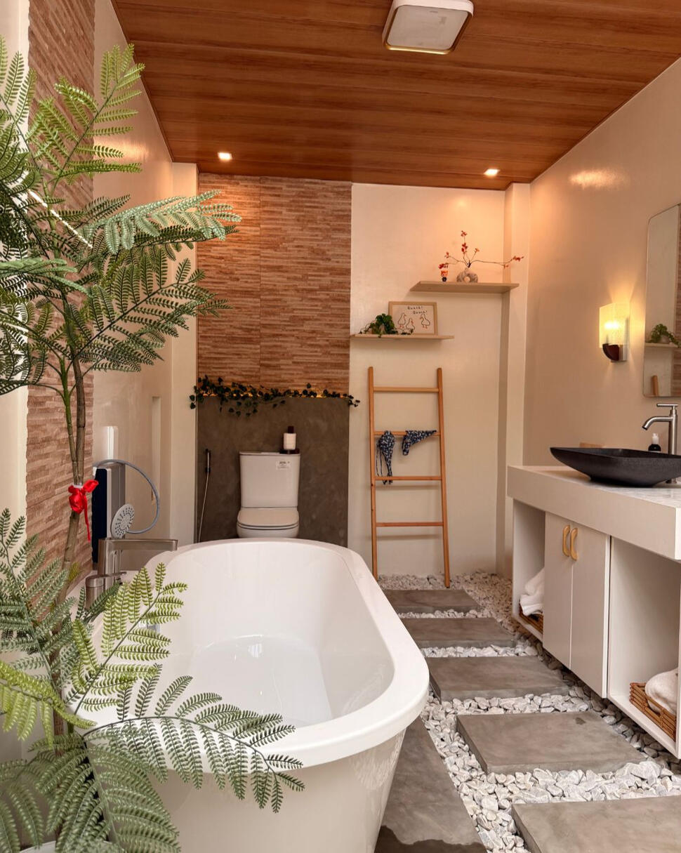 There’s a tub waiting. If you know, you know.